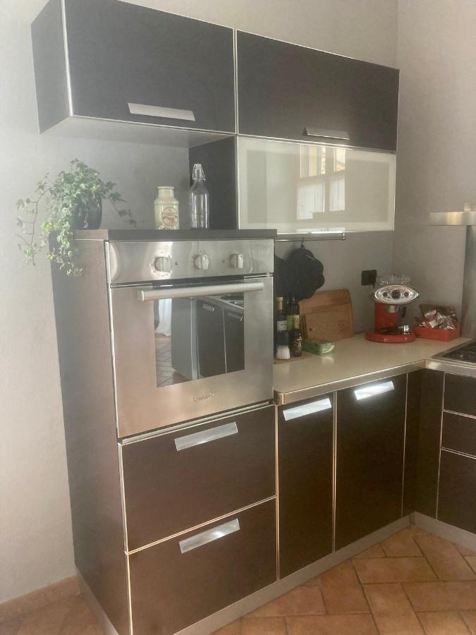 Da Emi - La Casetta In Piazza Monforte dʼAlba Kültér fotó