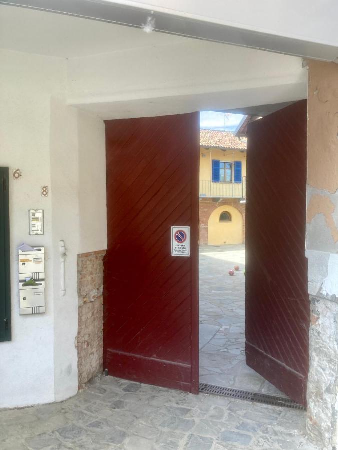 Da Emi - La Casetta In Piazza Monforte dʼAlba Kültér fotó